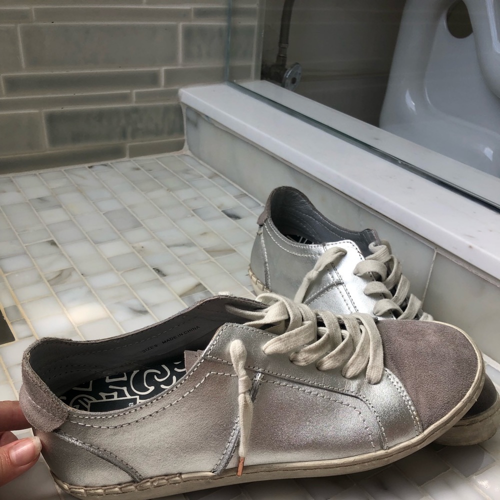 Dolce vida metallic sneakers